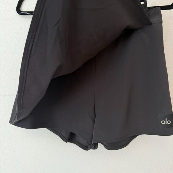 Alo Yoga Clubhouse Skort - Black - Small - Picture 3 of 4